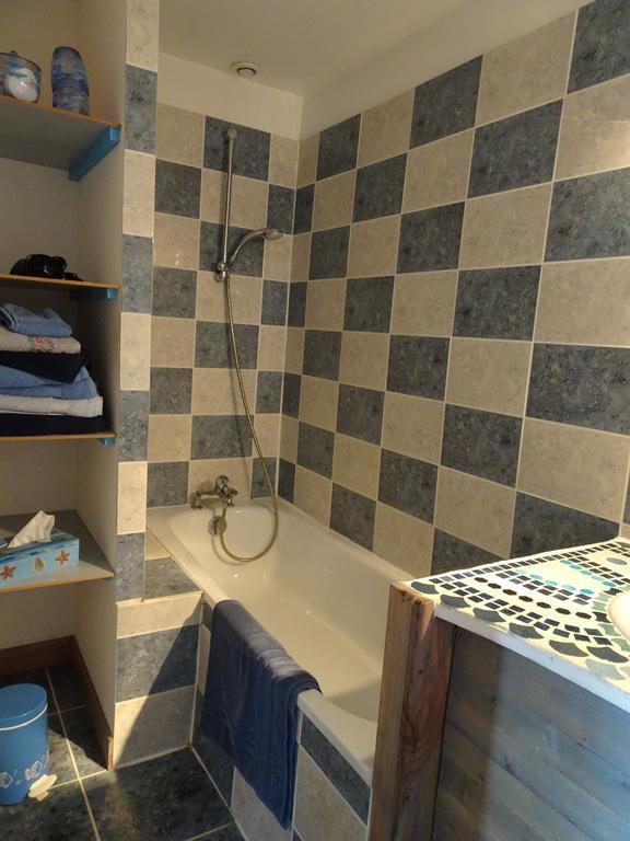 Les Balcons Du Leman Bed & Breakfast Thollon-les-Memises Dış mekan fotoğraf